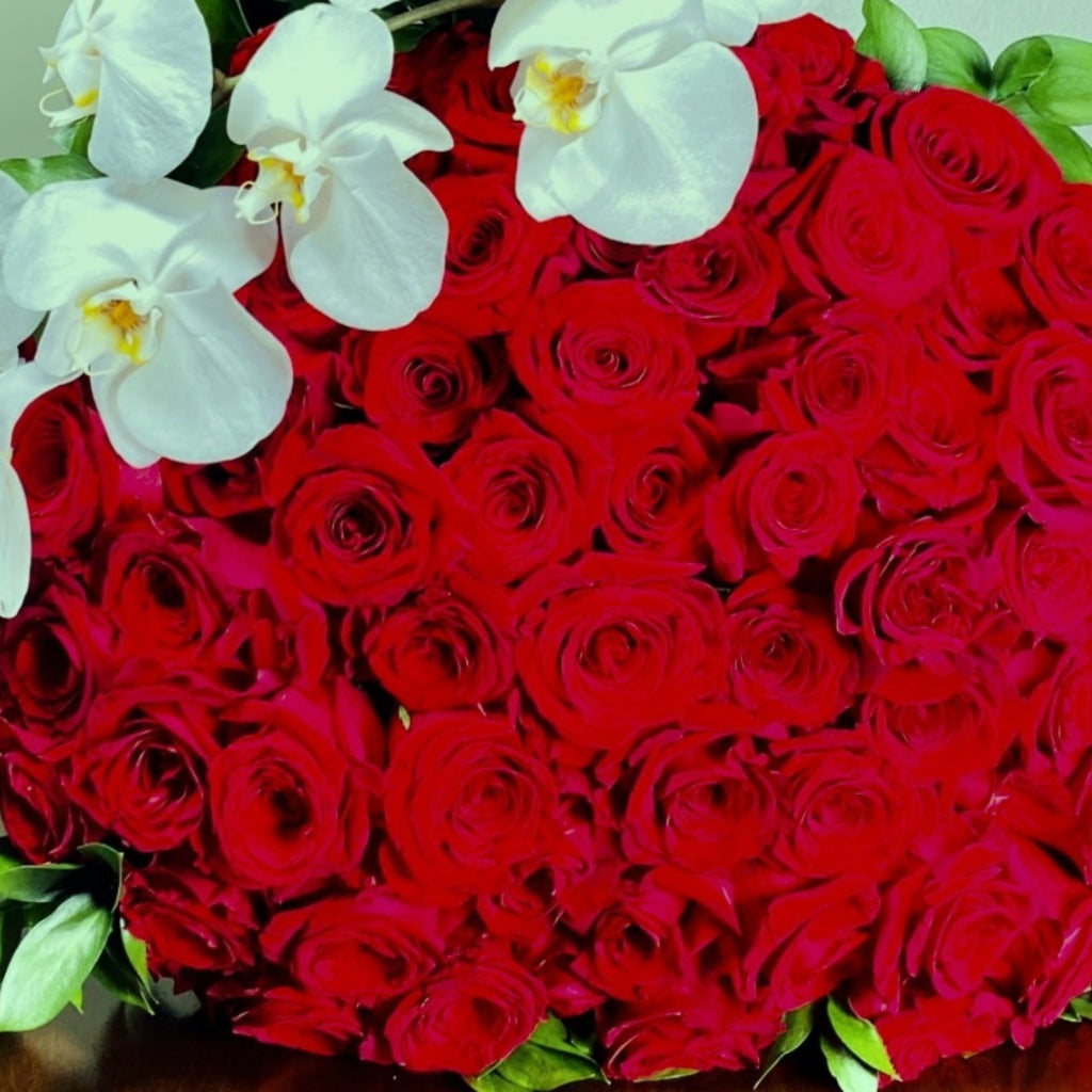 Red Bouquet - 65 Red Roses – Mori's Flowers